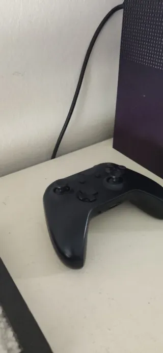 Xbox One S edizione Fortnite verde