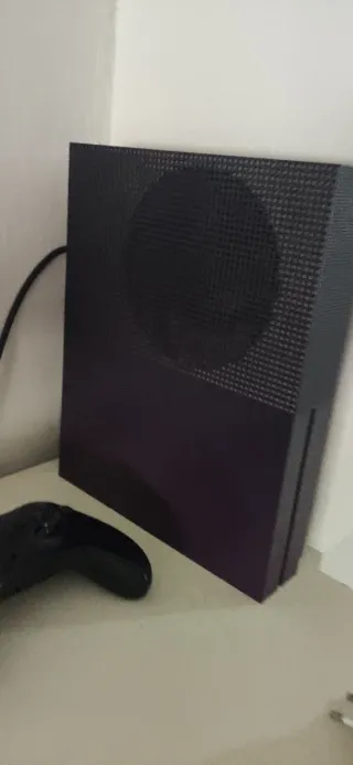 Xbox One S edizione Fortnite verde