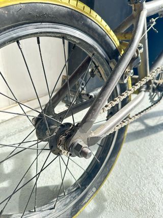 BICICLETA BMX WETHEPEOPLE 18"