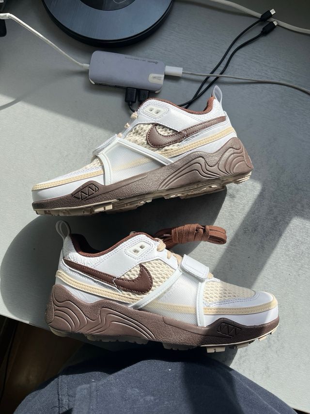 Nike Travis Scott Field Jaxx T39