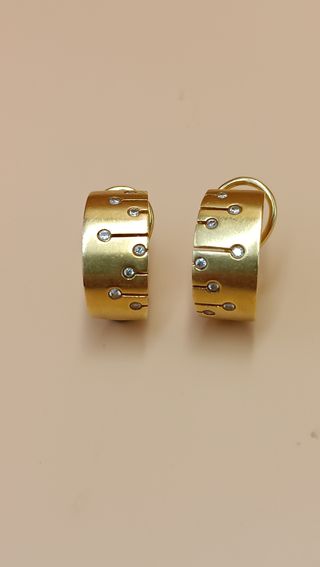 Pendientes de oro de 18kt.