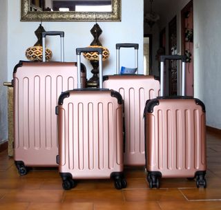 4 Maletas 1x23kg + 1x20kg + 1x10kg + 1x8kg