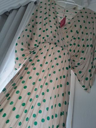 Vestido satén sin estrenar