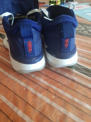 ZAPATILLAS JORDAN 39