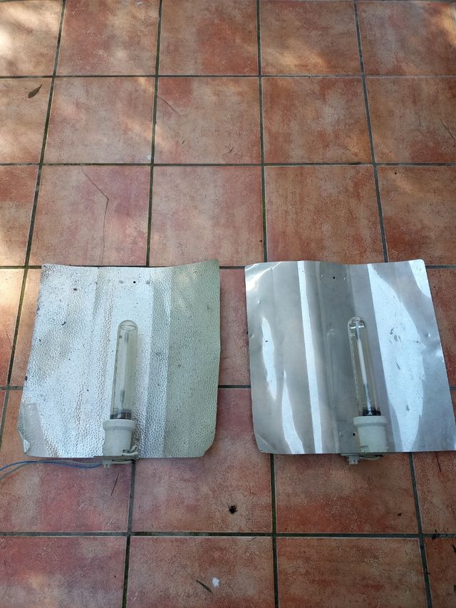 Riflettenti e lampadine da 600 Watt