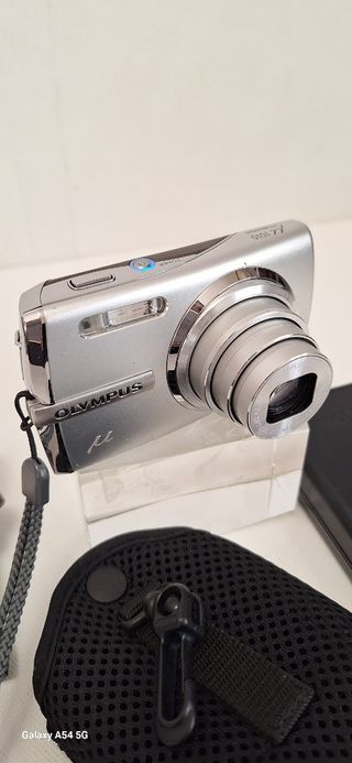 Camara digital Olympus M1010