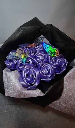 Ramo de flores infinitas, personalizadas
