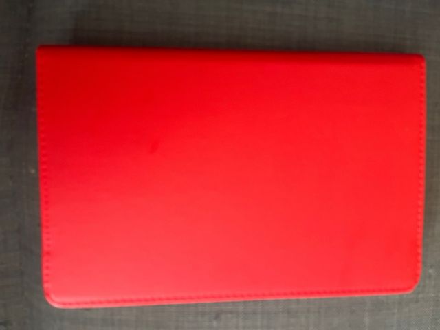 Funda Roja Tablet 10 pulgadas nueva