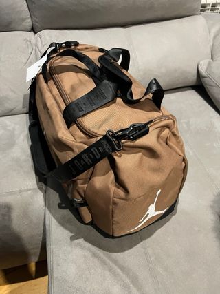 Macuto bolsa de deporte Nike Jordan marrón Nueva