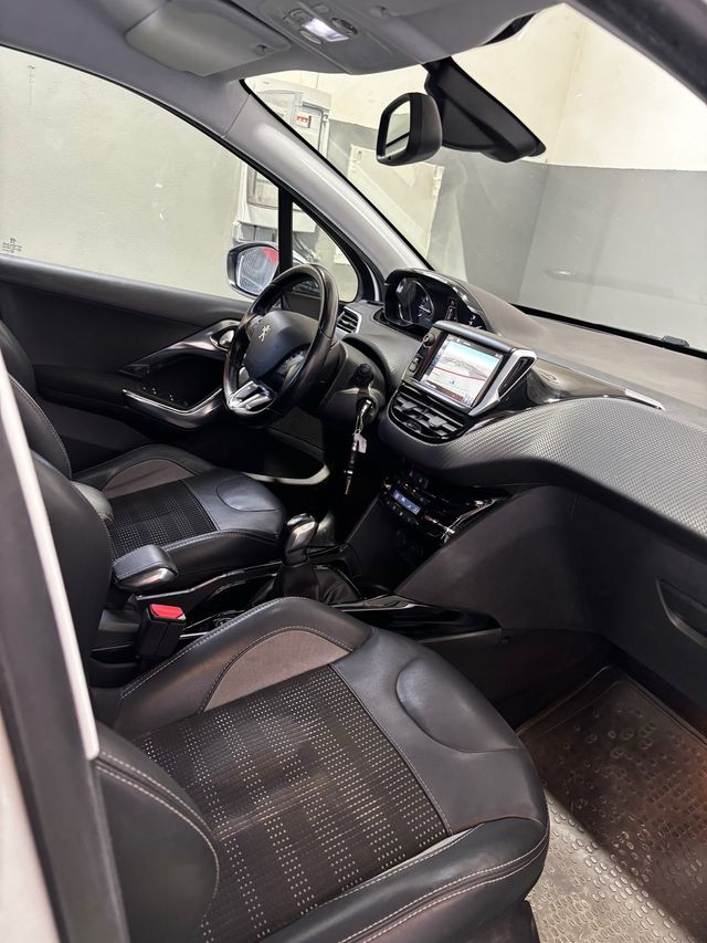 Peugeot 2008 2015