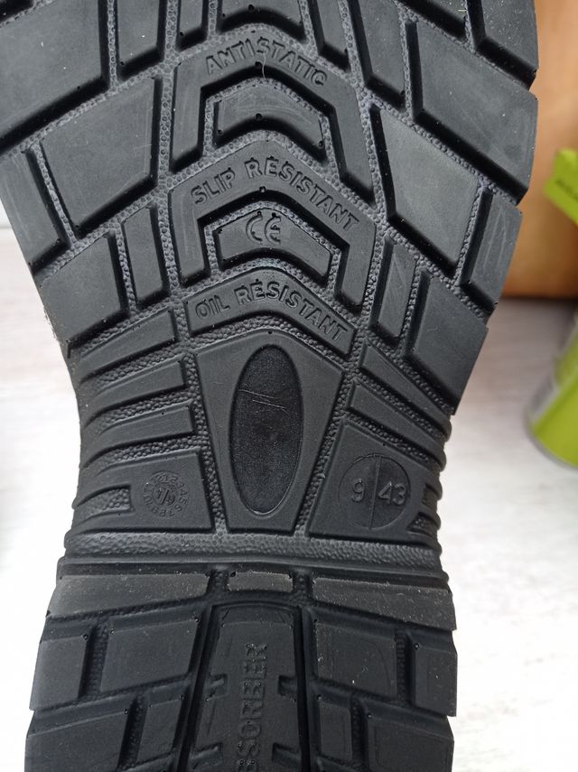 Zapatos de trabajo 