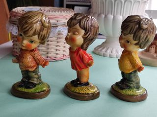 3 figuras niños años 70.