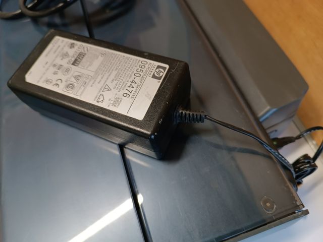 Impresora HP deskjet.