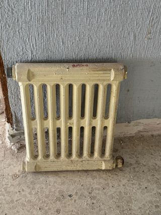 Radiadores hierro fundido de distintos tamaños