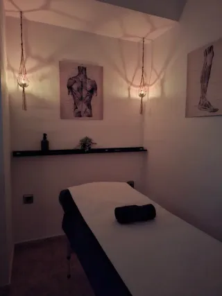 Osteópata y masajista