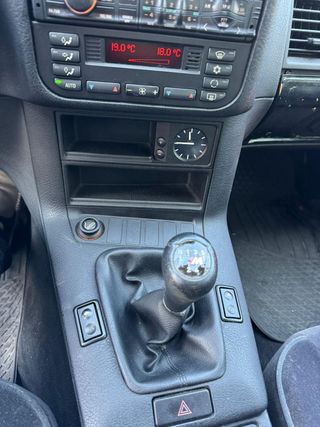 BMW Serie 323i único dueño e36 143000km