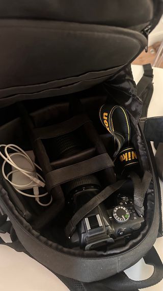 Nikon d3100 con dos lentes 