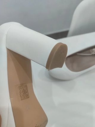 Zapato blancos tacón