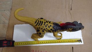 Animal Planet Dinosaur Velociraptor Action Figure