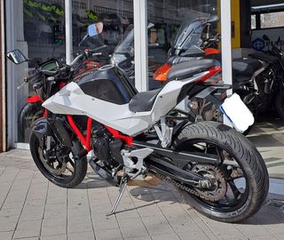 Hyosung Comet Exiv 250