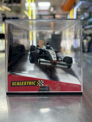 Coche Scalextric McLren MP4/16
