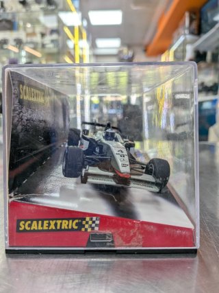 Coche Scalextric Dome Judd S101
