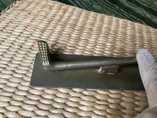 Figura bronce timbre sujeta hojas clip palo golf
