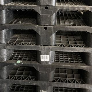 Lote 650 Palets Superficie Rejillada Usados