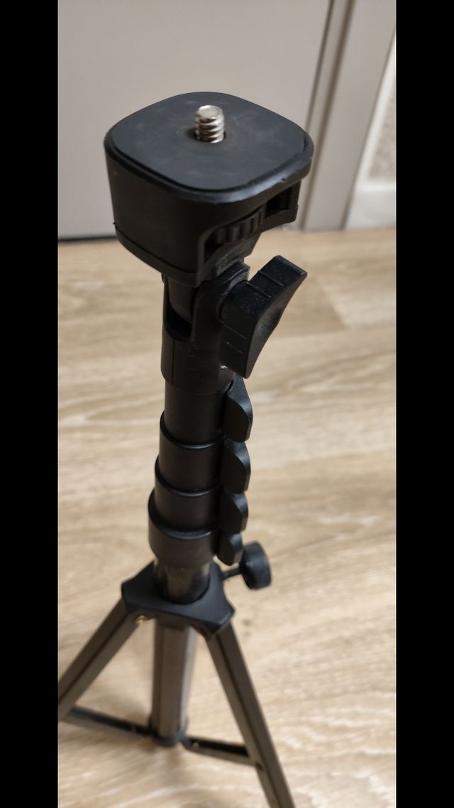 Trípode cámara vídeo