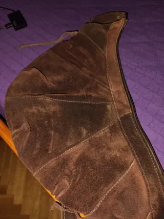 Bolso de cuero marrón chocolate