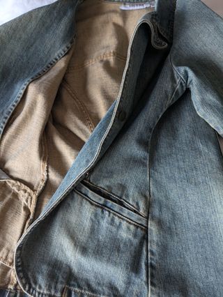 Chaqueta vaquera entallada