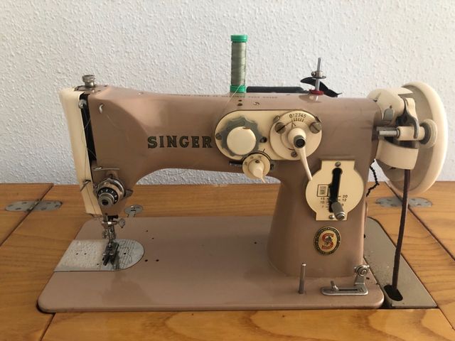Maquina coser SINGER