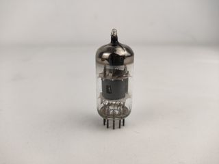 Philips PCF82 Válvula para rádio