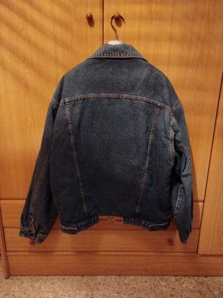 Cazadora vaquera de caballero. Parada 111