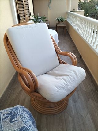 Sillón giratorio y balancín 