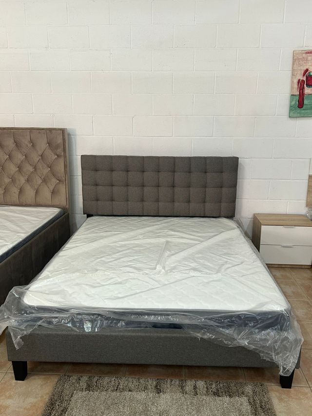 Cama de matrimonio 135x190 Gris + Cabecero !