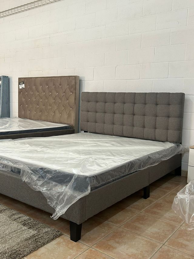 Cama de matrimonio 135x190 Gris + Cabecero !
