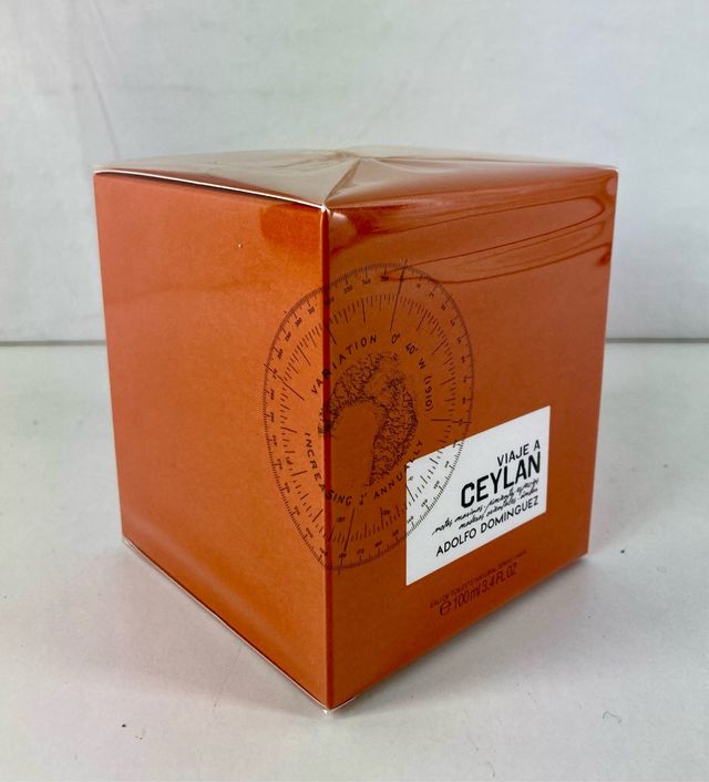 Perfume ADOLFO DOMINGUEZ