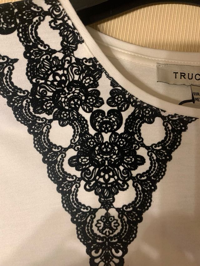 Blusa nueva sin estrenar TRUCCO