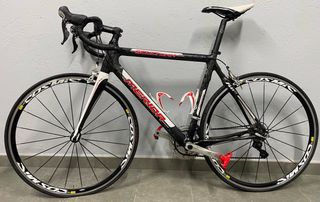 BICICLETA DE CARRETERA DE CARBONO