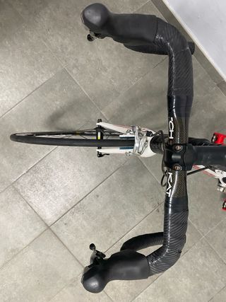 BICICLETA DE CARRETERA DE CARBONO