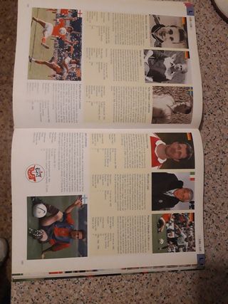 1000 Futbolistas/ 1000 Fussballer (Spanish Edition)