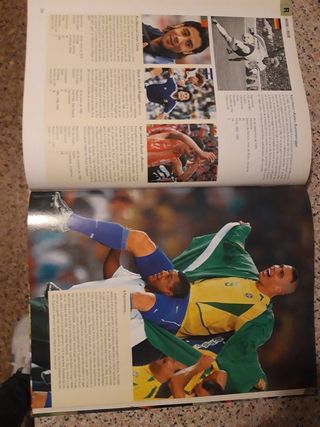 1000 Futbolistas/ 1000 Fussballer (Spanish Edition)