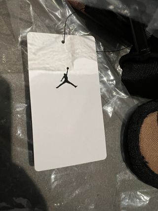 Bolsa deporte macuto Nike Jordan marrón nueva