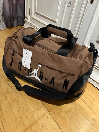 Bolsa deporte macuto Nike Jordan marrón nueva
