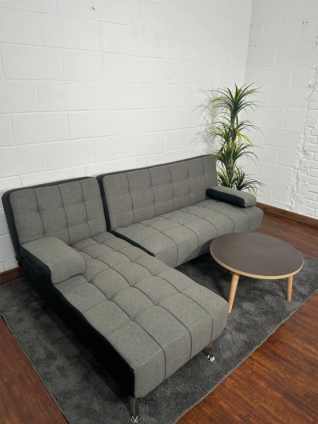 Sofa chaise longue  cama Gris + Negro! 