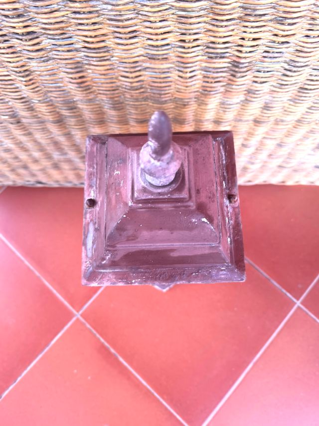 Lámpara jardín. Tengo 2 iguales