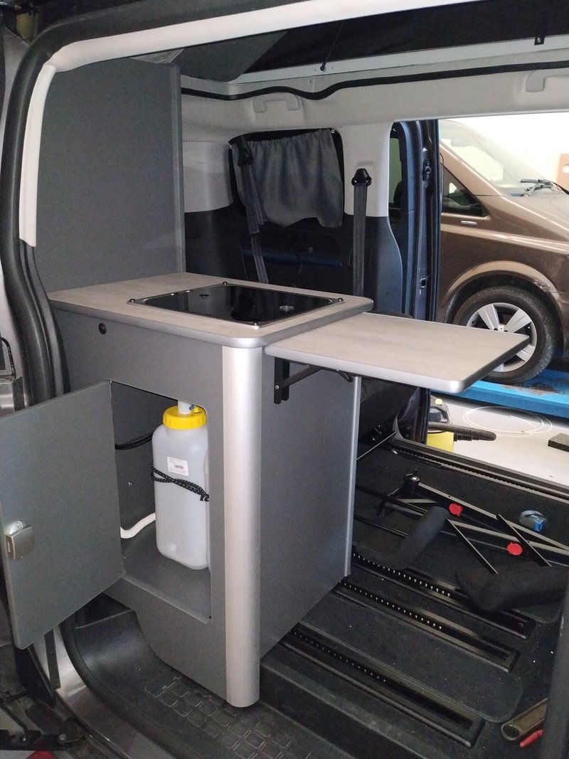 Peugeot Traveller 2019 - foto 1