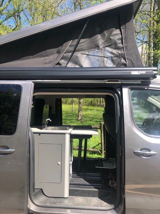 Peugeot Traveller 2019