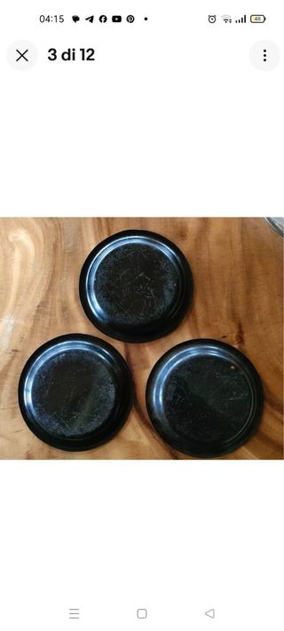 Tre Piattini vintage  in metallo smaltato